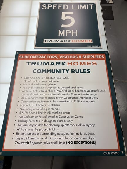 Construction & Regulation Signs